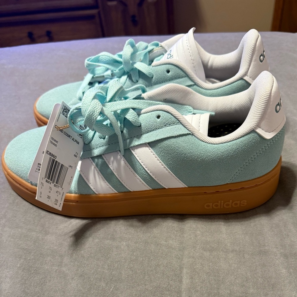 Adidas Grand Court Alpha